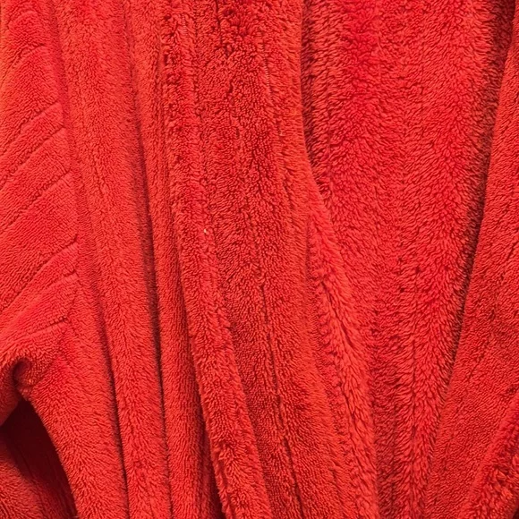 Delicates Plush Robe - Picture 2 of 5